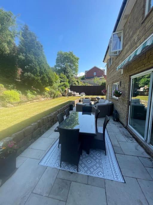 Home In Wirral - Peaceful Contemporary Gem. Extérieur photo